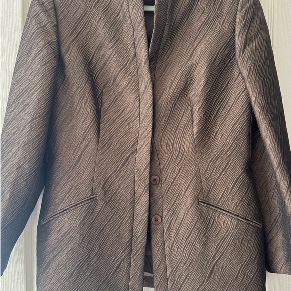 Giorgio Armani Brown Textured Jacket - Picture 2 of 9